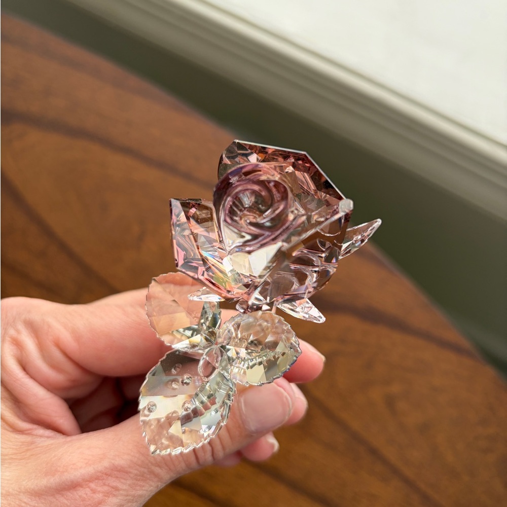 SWAROVSKI Crystal Rose Ornament - Pale Pink and Clear - Picture 3 of 8